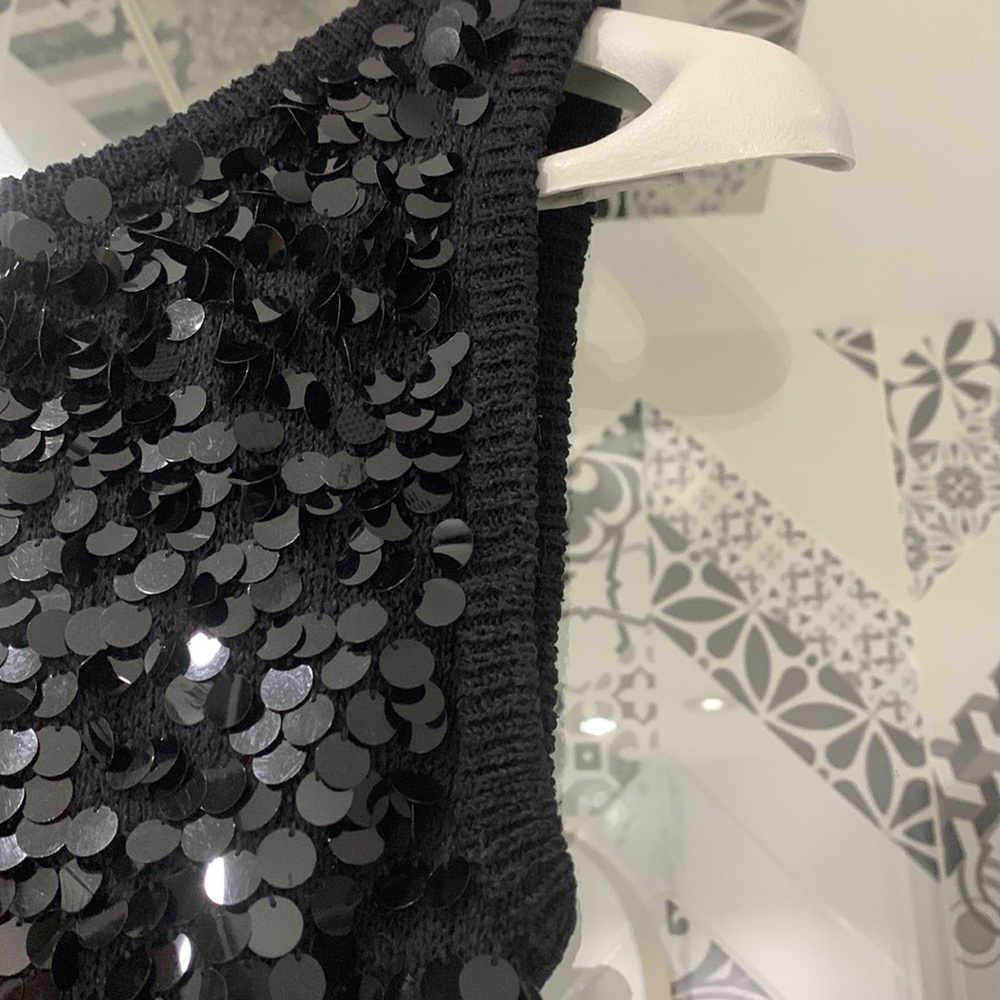 Like 🆕🌸VTG 90’ Beautiful Hand Sewn Sequins Little Black Dress - Picture 12 of 17